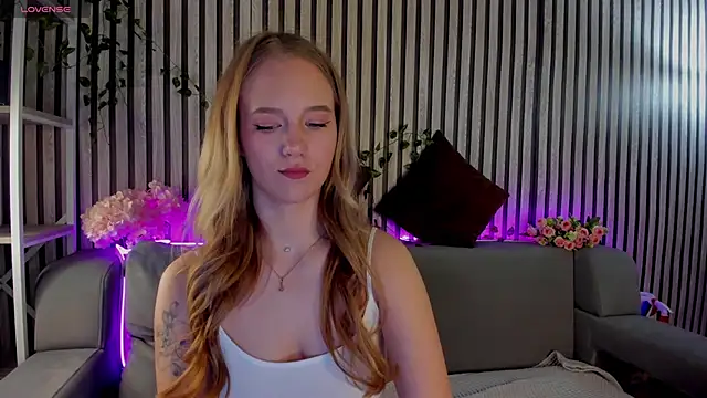 Casey Sweeet online show from May 28, 2026, 9:17 am