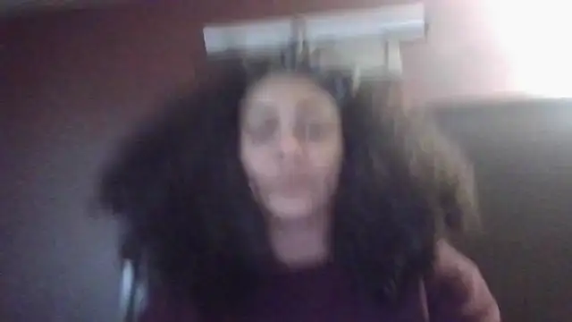 Snapshot of Flossee chatting on October 4, 2025, 3:48 am Flossee online show from October 4, 2025, 3:48 am