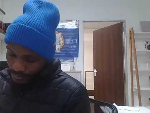 TPNUTS online show from November 17, 2025, 10:10 am