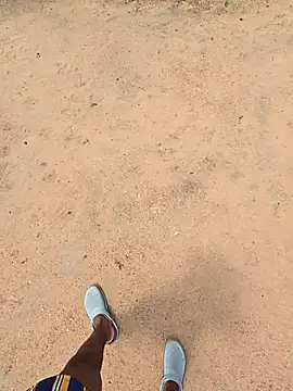 Snapshot of mojaymort chatting on February 8, 2026, 11:13 am mojaymort online show from February 8, 2026, 11:13 am