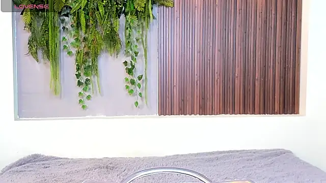 Snapshot of Dakotaferreti chatting on October 14, 2025, 8:20 pm Dakotaferreti online show from October 14, 2025, 8:20 pm