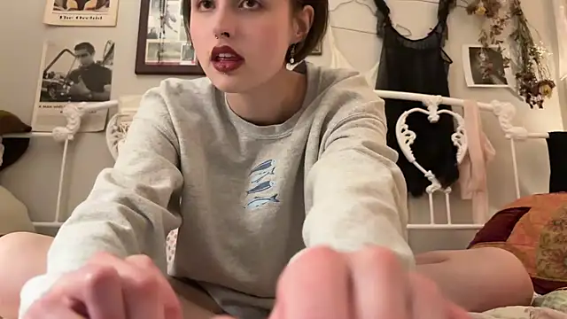 urbbydollxx online show from June 29, 2026, 7:47 am