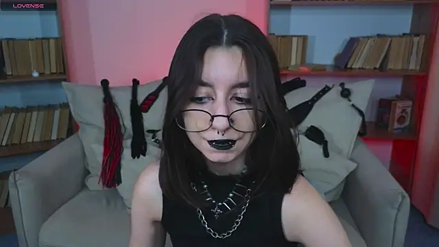 Snapshot of Mistress__Marcelline chatting on September 13, 2025, 9:53 am Mistress Marcelline online show from September 13, 2025, 9:53 am