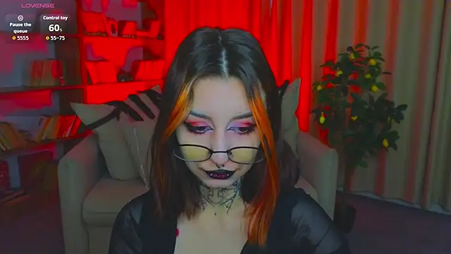 Mistress  Marcelline online show from April 18, 2026, 1:42 am