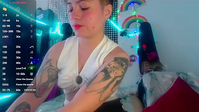 Snapshot of Mitsuha_gate chatting on November 26, 2025, 2:29 pm Mitsuha gate online show from November 26, 2025, 2:29 pm