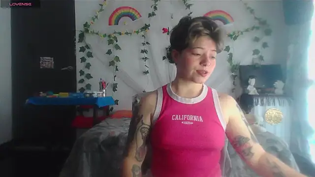 Snapshot of Mitsuha_gate chatting on April 2, 2026, 3:53 pm Mitsuha gate online show from April 2, 2026, 3:53 pm