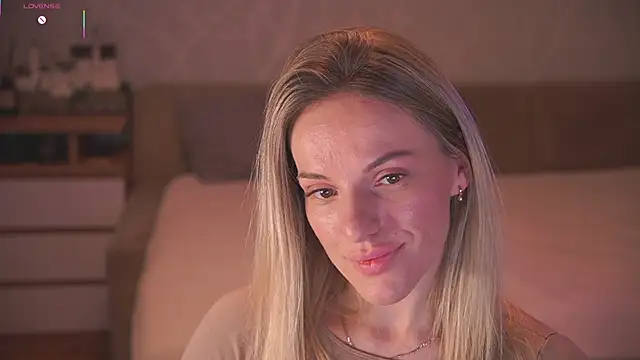 Vanille Mystery online show from March 30, 2026, 10:00 pm