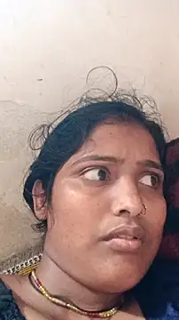 Guriya0076 online show from May 2, 2026, 5:34 am