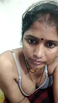 Guriya0076 online show from May 17, 2026, 12:56 pm
