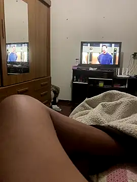 PIROCAGG21 online show from December 14, 2025, 10:03 pm