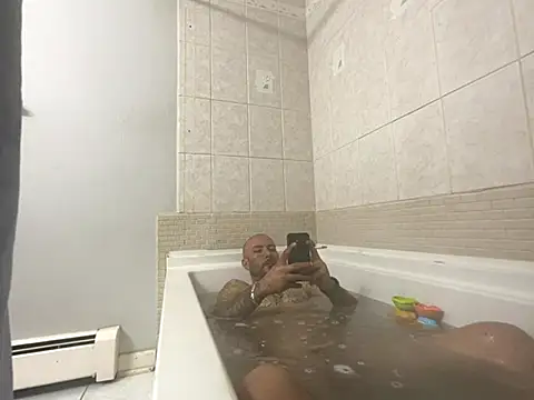 curis4270panda online show from October 7, 2025, 3:04 am