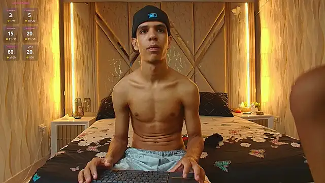 Hotcouple 222 online show from September 14, 2025, 7:29 am