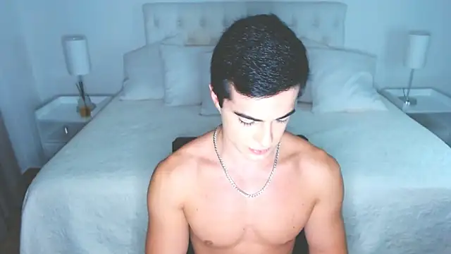 Snapshot of mr_hunterx chatting on June 25, 2026, 5:39 pm mr hunterx online show from June 25, 2026, 5:39 pm