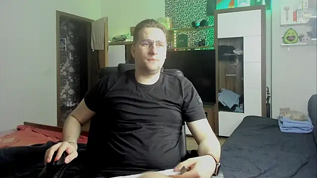 romiosabrino online show from March 19, 2026, 2:32 pm