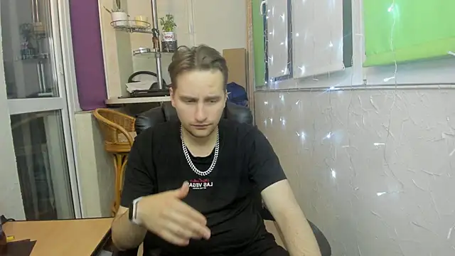 Snapshot of romiosabrino chatting on May 25, 2026, 8:26 pm romiosabrino online show from May 25, 2026, 8:26 pm