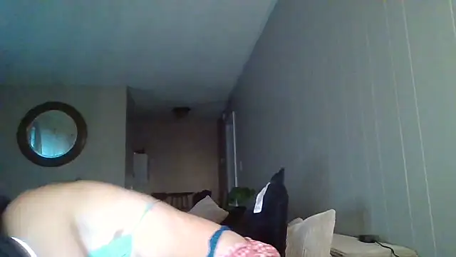 Snapshot of Miss_honey94 chatting on October 8, 2025, 11:41 am Miss honey94 online show from October 8, 2025, 11:41 am