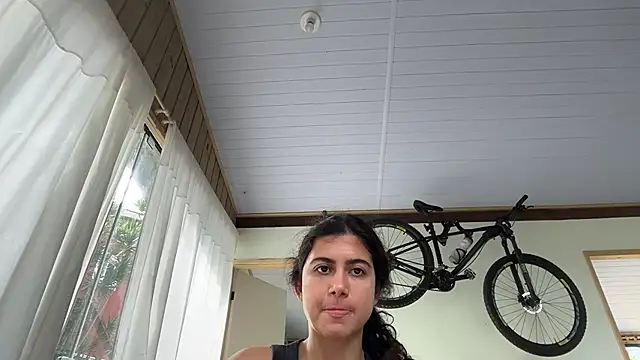 deusaludovica online show from July 26, 2026, 2:13 pm