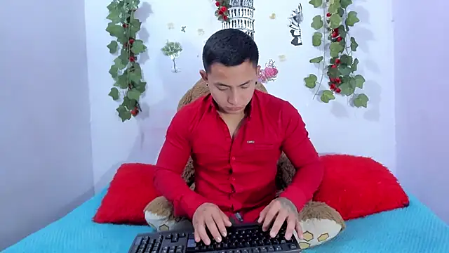 NataliaAndJulliam online show from March 2, 2026, 3:09 am