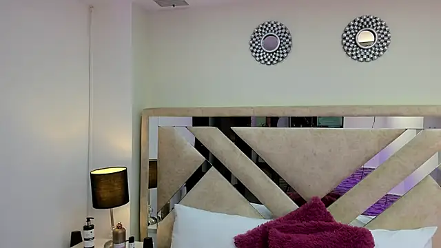 Snapshot of ximena_vasquez8 chatting on February 23, 2026, 3:04 am ximena vasquez8 online show from February 23, 2026, 3:04 am