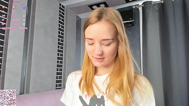 ElvinaRose online show from October 11, 2025, 3:39 am