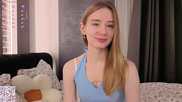 ElvinaRose online show from November 17, 2025, 2:06 am