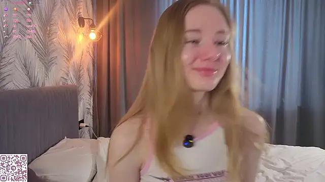 Snapshot of ElvinaRose chatting on March 7, 2026, 4:42 am ElvinaRose online show from March 7, 2026, 4:42 am