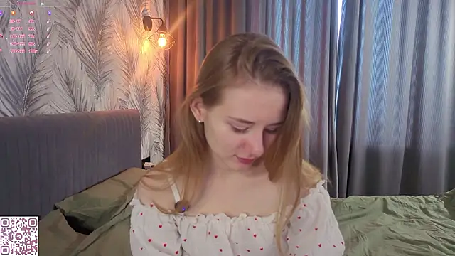 Snapshot of ElvinaRose chatting on March 11, 2026, 4:29 am ElvinaRose online show from March 11, 2026, 4:29 am