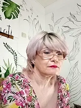 Snapshot of Catty_Lady chatting on May 16, 2026, 7:12 pm Catty Lady online show from May 16, 2026, 7:12 pm