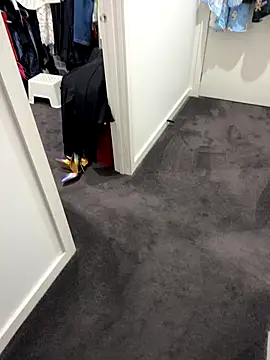 Reacher110565 online show from November 14, 2025, 1:21 pm