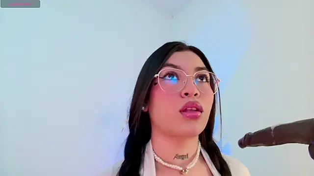 Skyy Angel online show from August 1, 2026, 5:23 pm