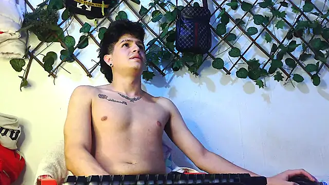 Themasterhades 777 online show from June 22, 2026, 12:02 pm