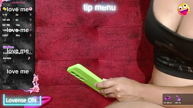 Snapshot of naomi_powel chatting on February 13, 2026, 9:11 pm naomi powel online show from February 13, 2026, 9:11 pm