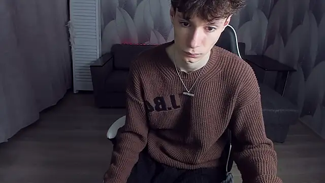 Snapshot of Edvard_Blare chatting on October 19, 2025, 7:14 pm Edvard Blare online show from October 19, 2025, 7:14 pm