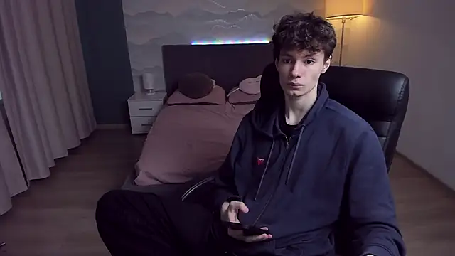 Snapshot of Edvard_Blare chatting on November 13, 2025, 8:13 am Edvard Blare online show from November 13, 2025, 8:13 am