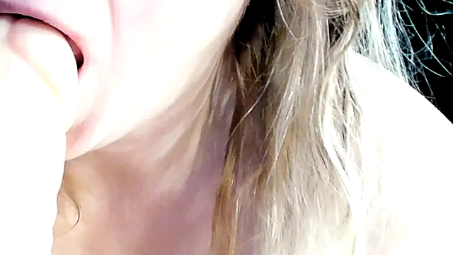 Naughty  Slave online show from September 29, 2025, 11:26 am