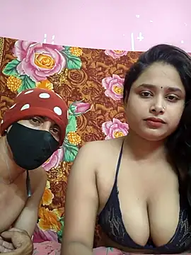 Seducing couple online show from May 23, 2026, 4:07 am
