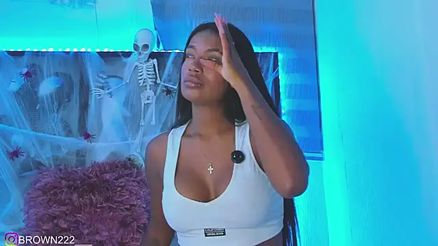  naomibrown  online show from October 13, 2025, 1:16 am