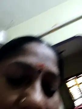 Snapshot of papukurty chatting on December 2, 2025, 10:20 am papukurty online show from December 2, 2025, 10:20 am