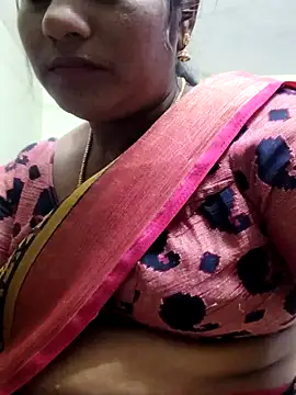 Snapshot of papukurty chatting on December 14, 2025, 9:14 am papukurty online show from December 14, 2025, 9:14 am