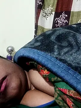 Snapshot of papukurty chatting on January 6, 2026, 5:49 pm papukurty online show from January 6, 2026, 5:49 pm