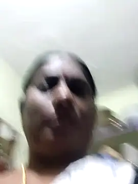 Snapshot of papukurty chatting on February 4, 2026, 2:23 pm papukurty online show from February 4, 2026, 2:23 pm