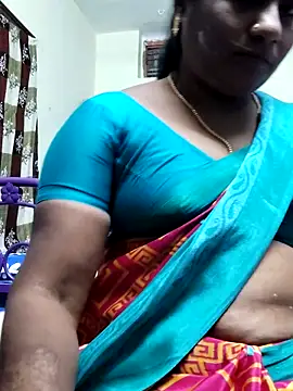 Snapshot of papukurty chatting on February 9, 2026, 1:37 pm papukurty online show from February 9, 2026, 1:37 pm