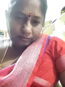 Snapshot of papukurty chatting on February 24, 2026, 1:53 pm papukurty online show from February 24, 2026, 1:53 pm