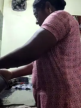 Snapshot of papukurty chatting on March 24, 2026, 1:32 am papukurty online show from March 24, 2026, 1:32 am