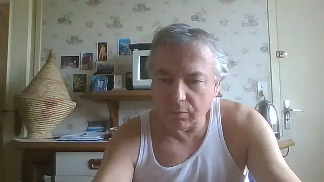 Snapshot of gegevincent chatting on April 23, 2026, 12:29 pm gegevincent online show from April 23, 2026, 12:29 pm
