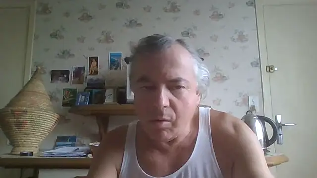 Snapshot of gegevincent chatting on May 30, 2026, 8:44 am gegevincent online show from May 30, 2026, 8:44 am