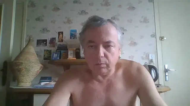 Snapshot of gegevincent chatting on June 16, 2026, 9:23 am gegevincent online show from June 16, 2026, 9:23 am