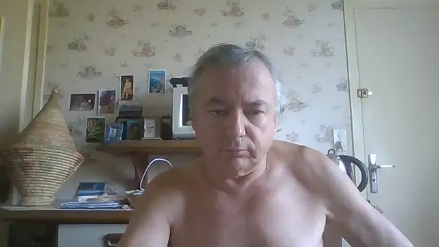 Snapshot of gegevincent chatting on June 18, 2026, 8:47 am gegevincent online show from June 18, 2026, 8:47 am