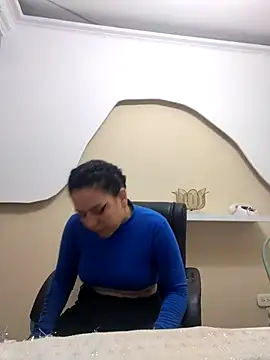 Snapshot of Abbyjoness21 chatting on October 22, 2025, 9:03 pm Abbyjoness21 online show from October 22, 2025, 9:03 pm