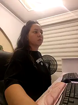 Snapshot of Abbyjoness21 chatting on November 17, 2025, 9:42 pm Abbyjoness21 online show from November 17, 2025, 9:42 pm